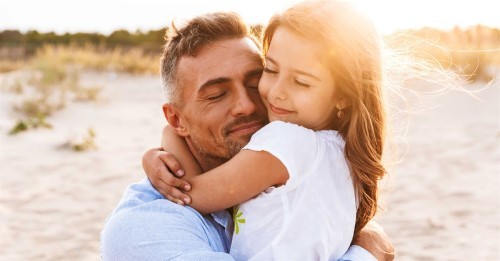 10 cách vun đắp tình cảm cha con thật gần gũi, khăng khít, sẻ chia